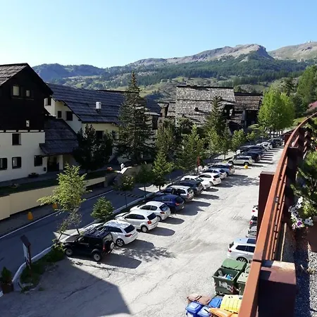 Jackson Apartament Sauze di Cesana